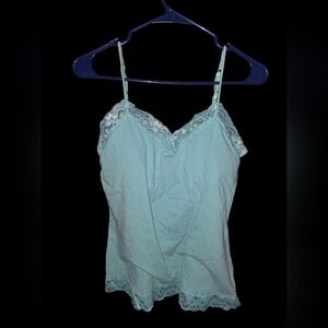 7/205. No Boundaries Lace Trim Cami(PRICE IS FIRM IF YOUR JUST BUYING THIS ITEM)